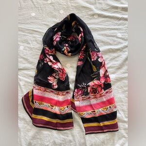 Black and Red Flowers Printed Scarves 🧣 (70” long, 17” wide)
